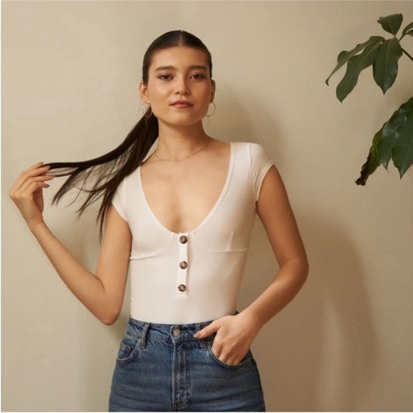 REFORMATION Marten Ivory Ribbed Bodysuit Large Closet Staple Capsule Wardrobe - Picture 5 of 12